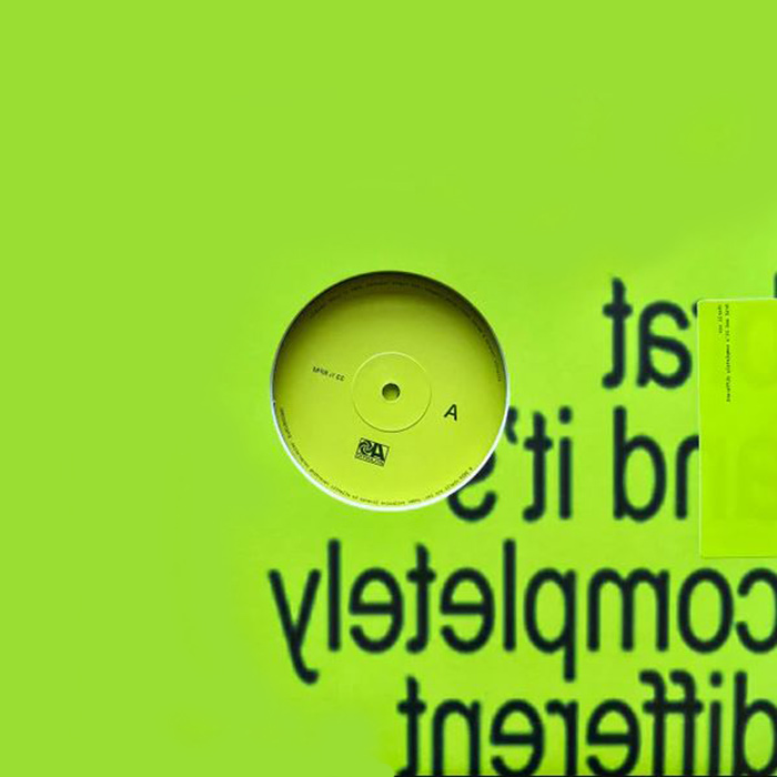 lp-charli-xcx-brat-and-it-s-completely-different-but-also-still-brat-green-translucent-ploca-vinil-vinyl-075678603990